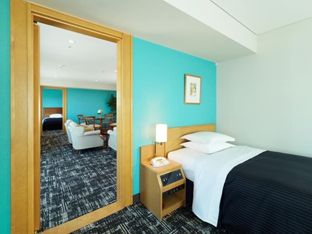Hotel Emisia Sapporo 11/65