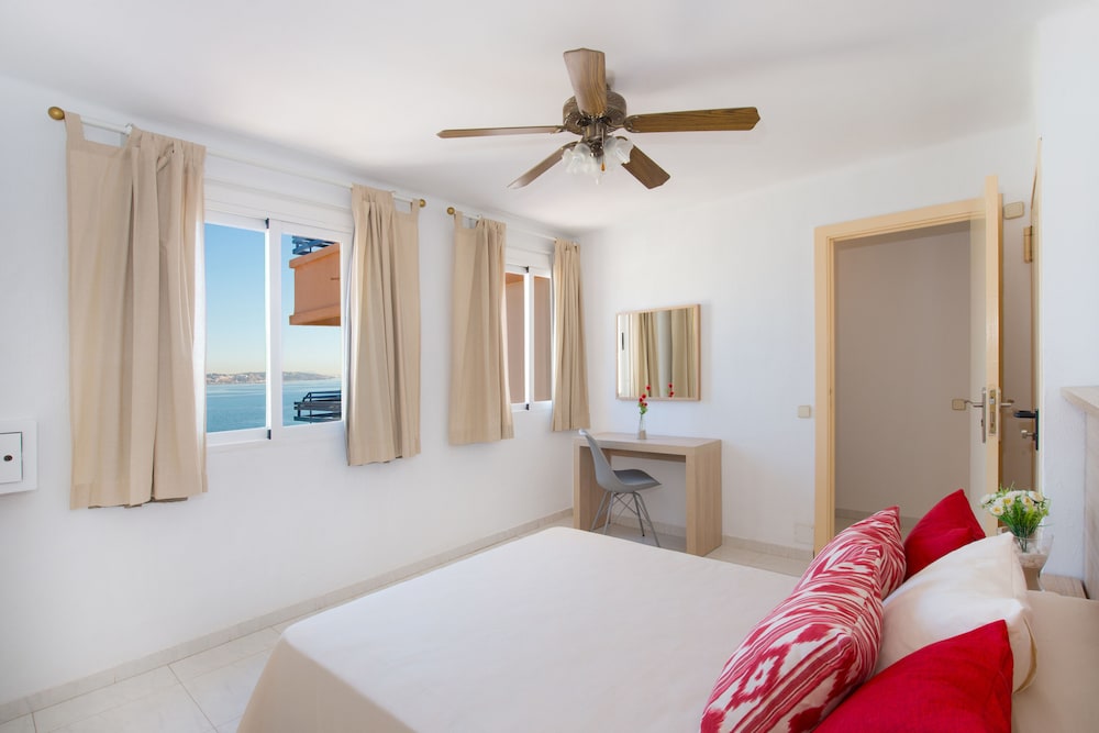 Apartamentos Calablanca 8/27