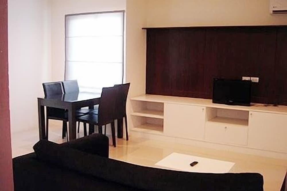 R Con Sea Terrace 49/63