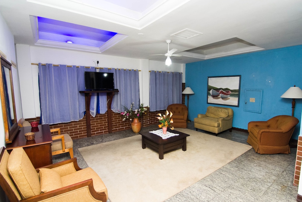 Hotel Aguas Vivas 38/52
