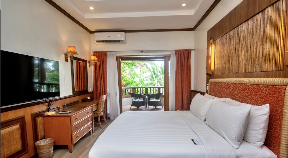 Suite Beach View Room