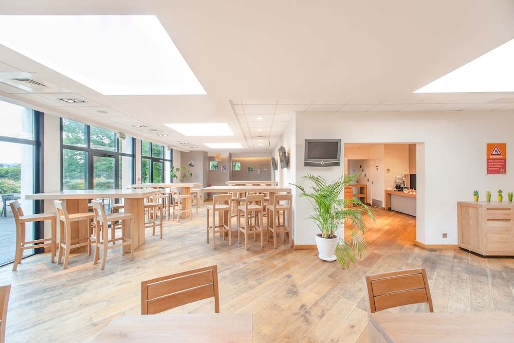 B&B Hotel Paris Nord Aulnay-sous-Bois 27/29