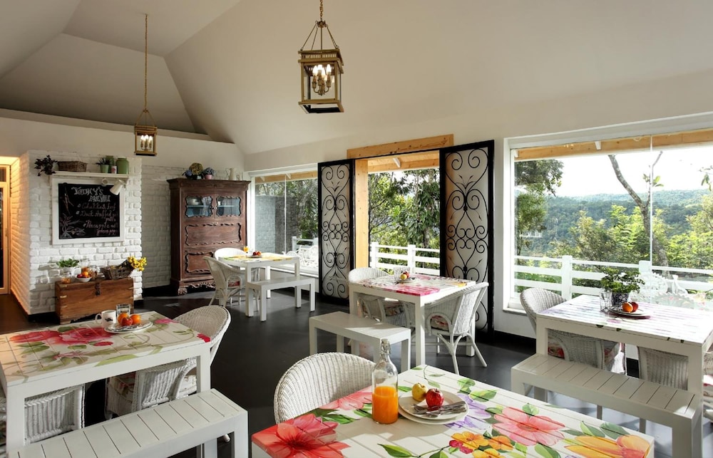 Hills And Hues Resort Thekkady 51/68