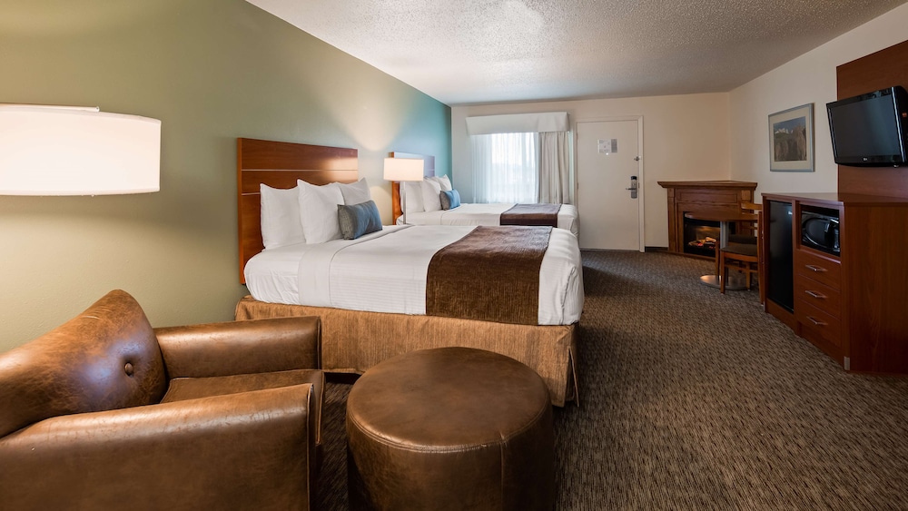 Best Western Buffalo Ridge Inn 23/33