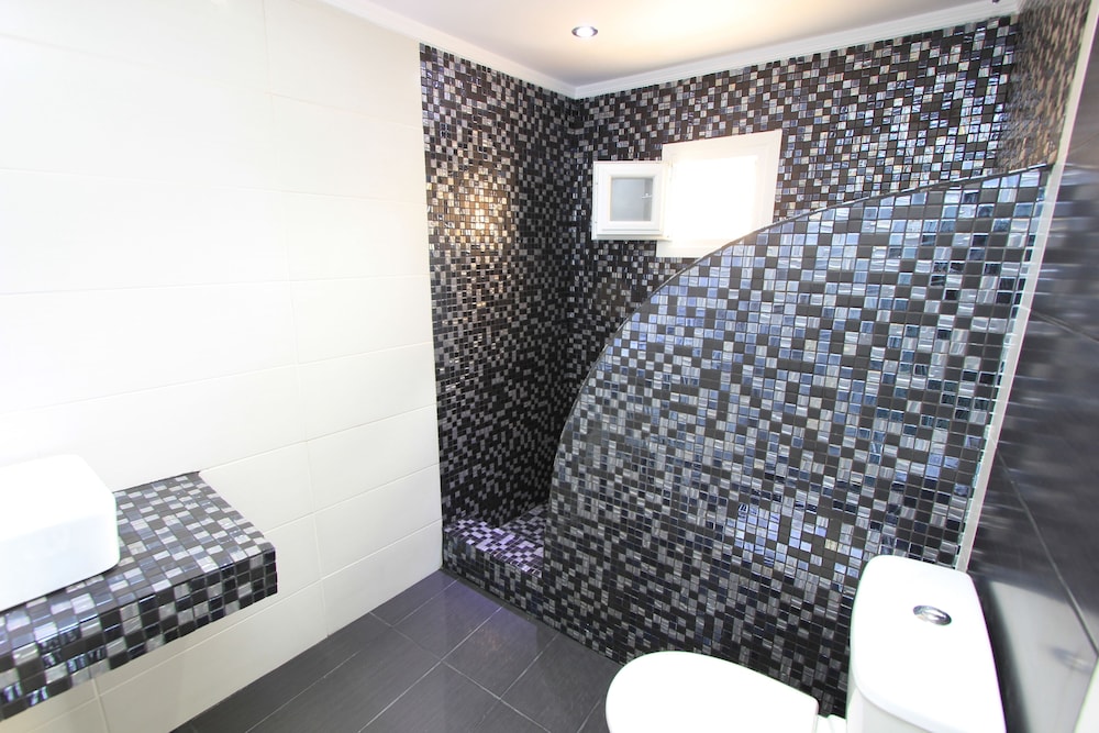 Gianna Suites 39/43