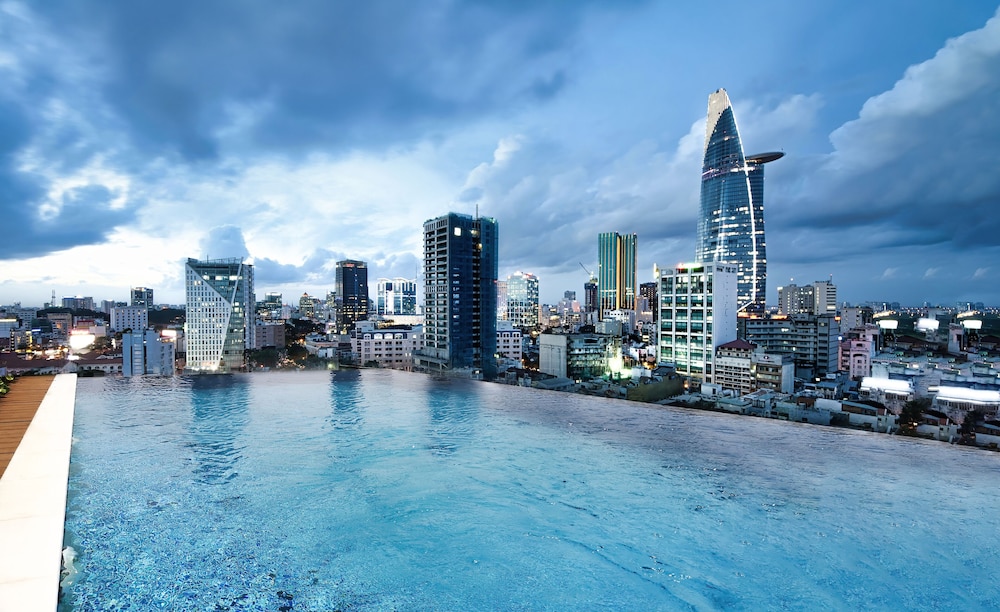 Paradise Saigon Boutique Hotel 44/50