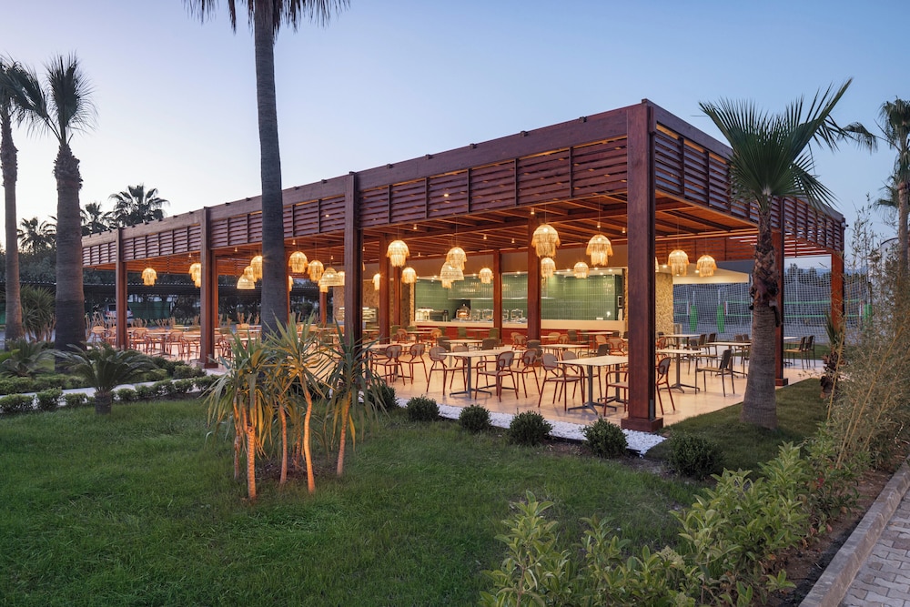 Villa Sunflower Beach Hotel 10/50
