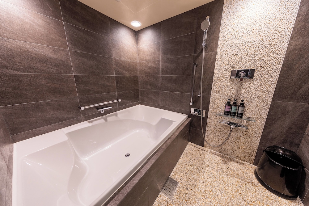 Kafuu Resort Fuchaku Condo Hotel 48/50