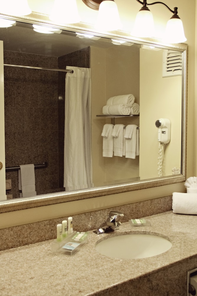 Country Inn Suites By Radisson Frackville Pottsville Pa 6/32