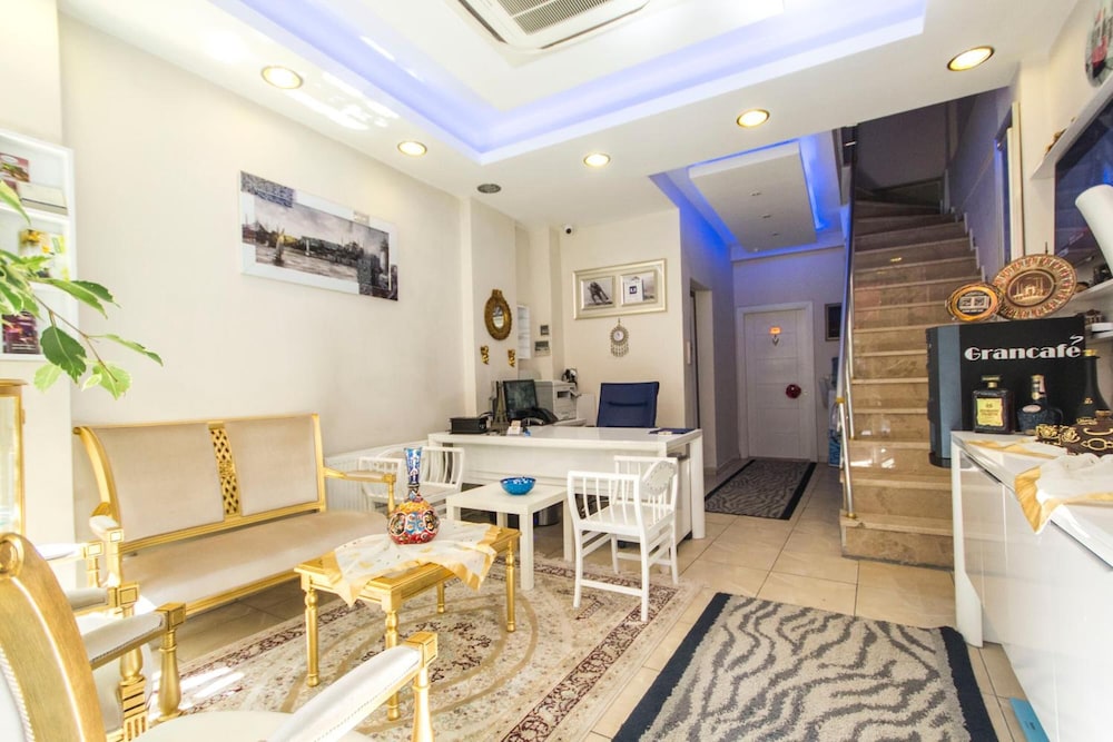 Lemon Residence 10/55