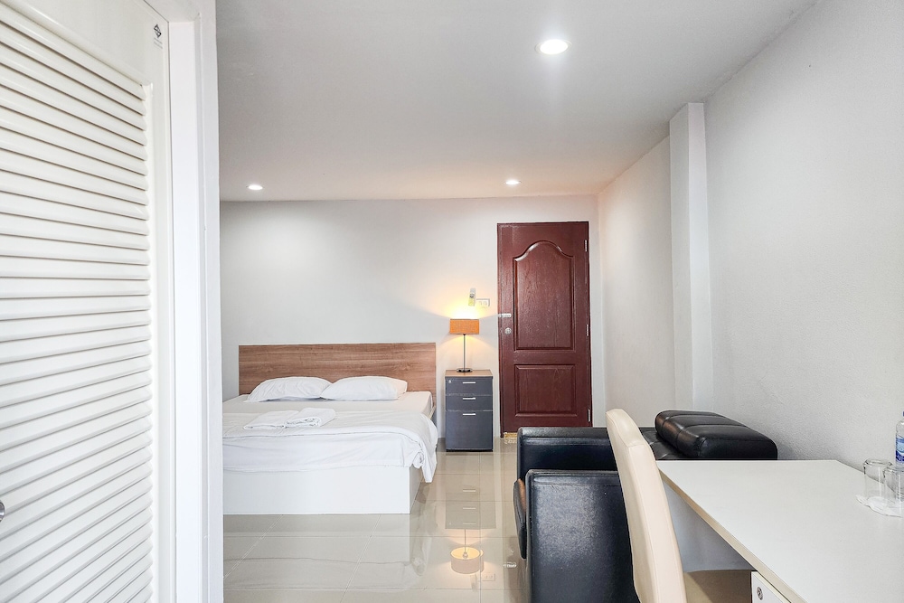 Freesia Guesthouse Suvarnabhumi 17/34