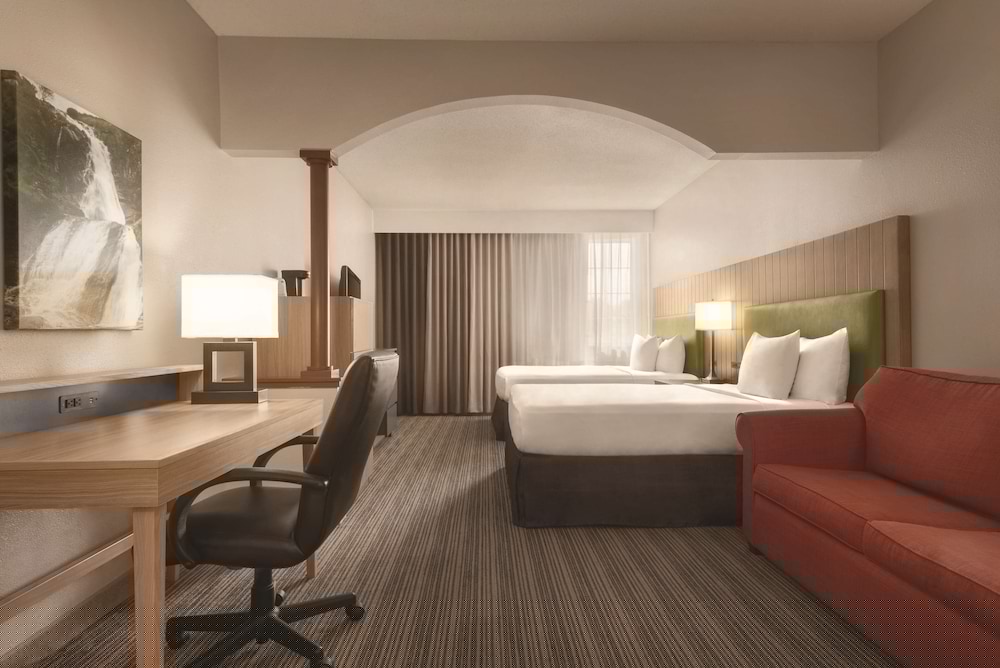 Country Inn & Suites By Radisson, Eagan, MN 11/35