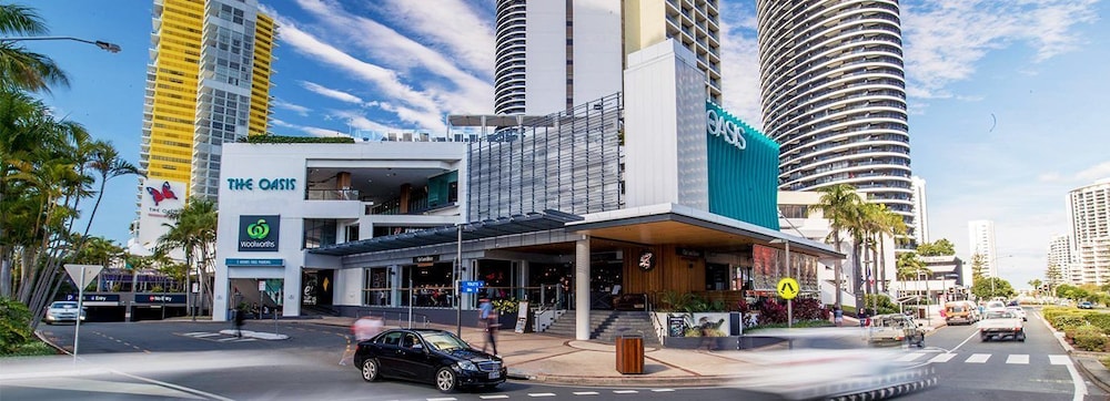 Pacific Resort Broadbeach 72/77