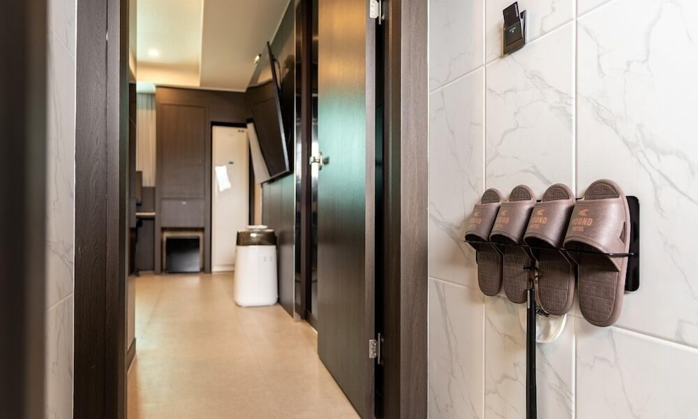 Jecheon Hound Hotel 34/50