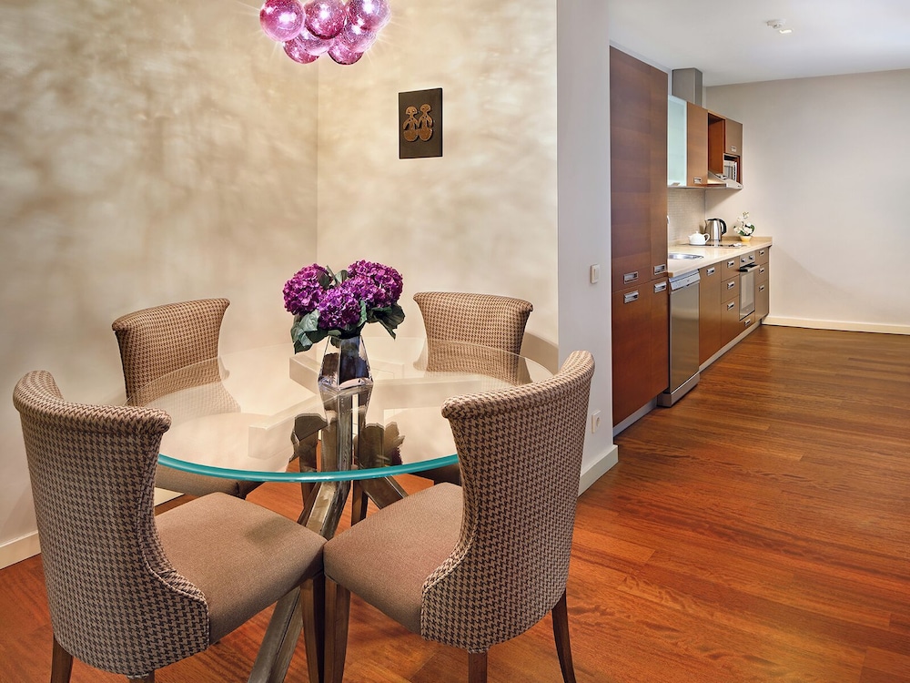 Galateia Residence 34/50