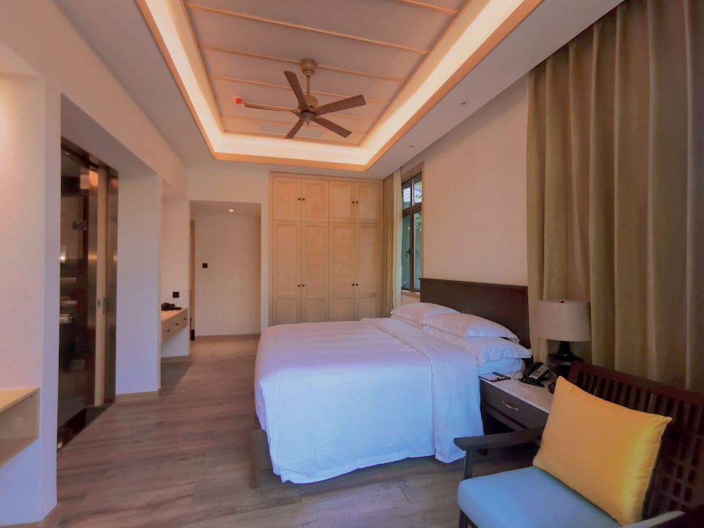 Angsana Xishuangbanna 14/50