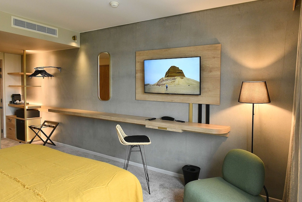 Golden Tulip Reims 26/50
