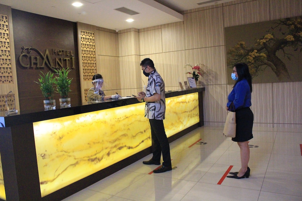 Lobby at Hotel Chanti, SEMARANG