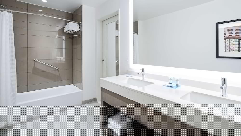 HYATT HOUSE WASHINGTON DC / THE WHARF 9/64