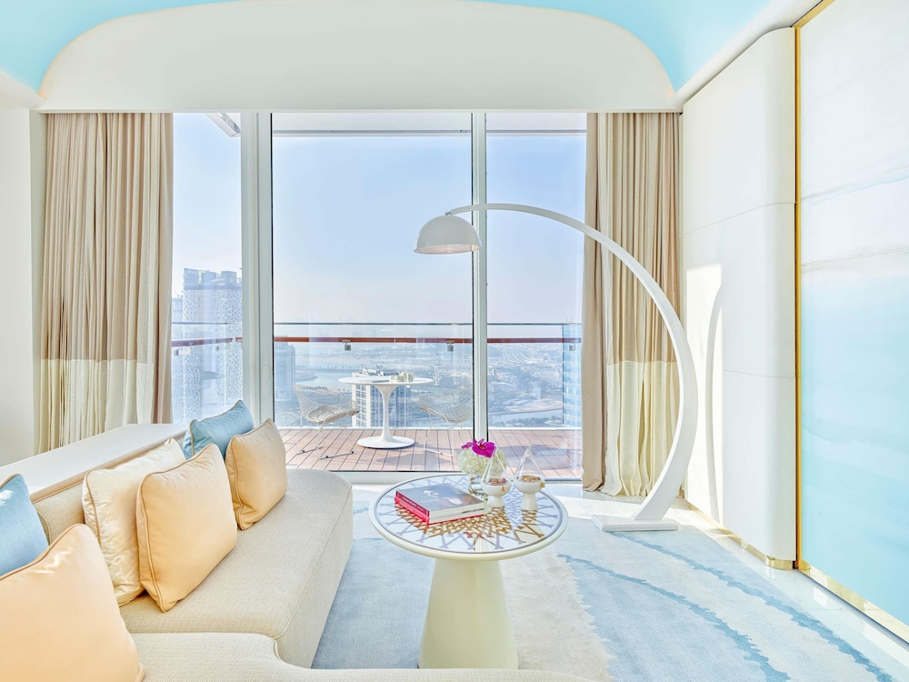 Fairmont Doha 35/65