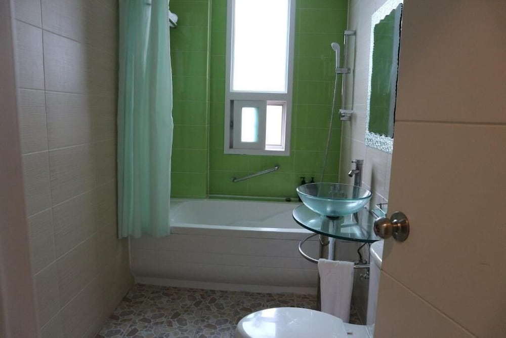 Apple Tree Hotel Pohang 45/47