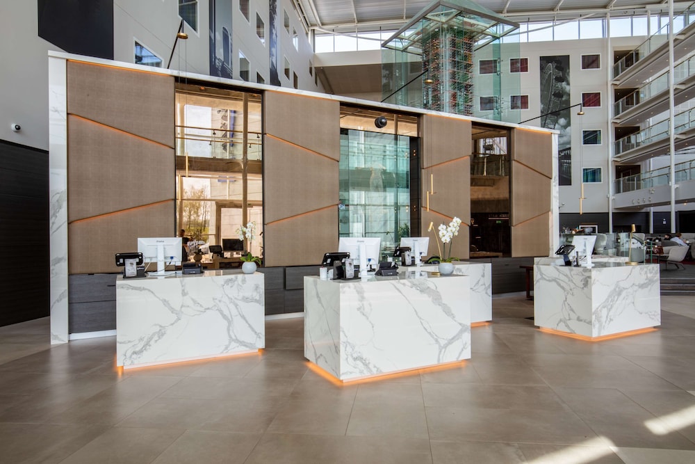 Lobby at Radisson Blu Hotel London Stansted Airport, Bishops Stortford