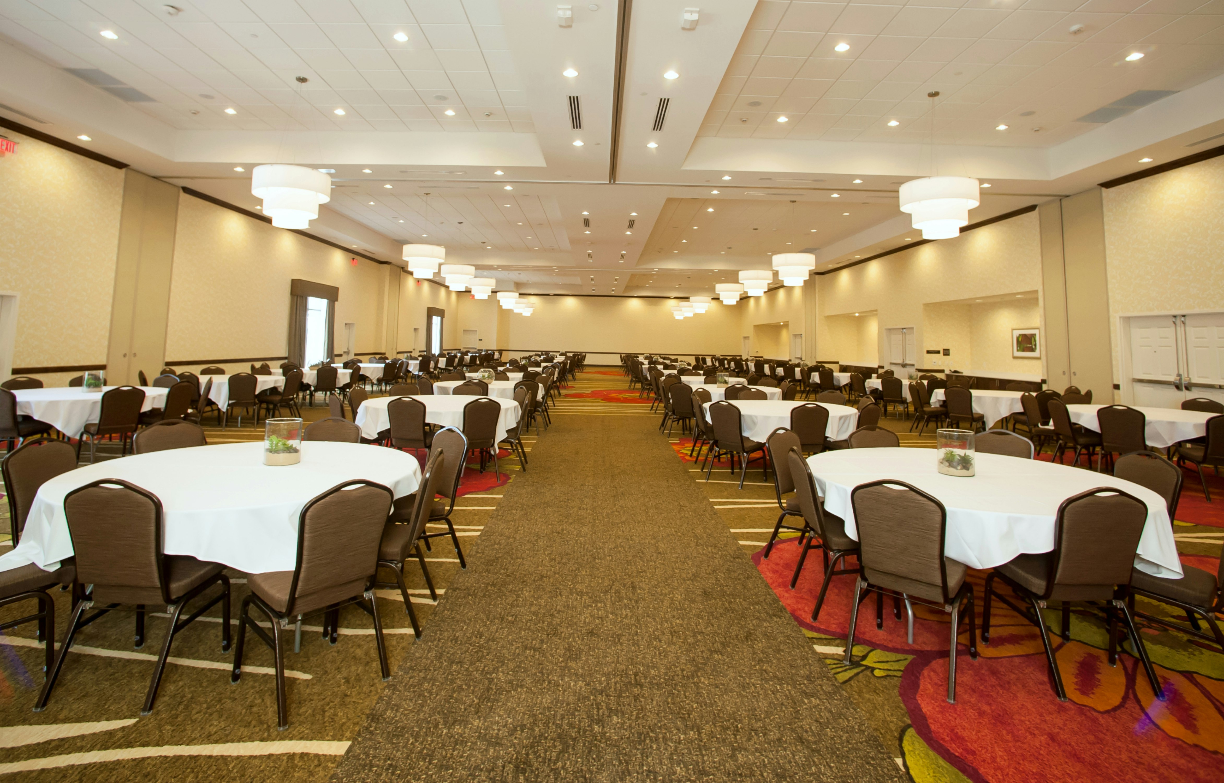 HILTON GARDEN INN SAN ANTONIO-LIVE OAK CONFERENCE CENTER 64/76