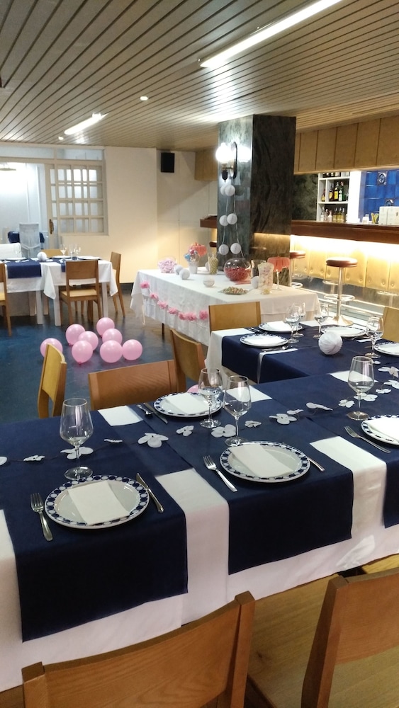 Marques de Santillana Hotel 49/60