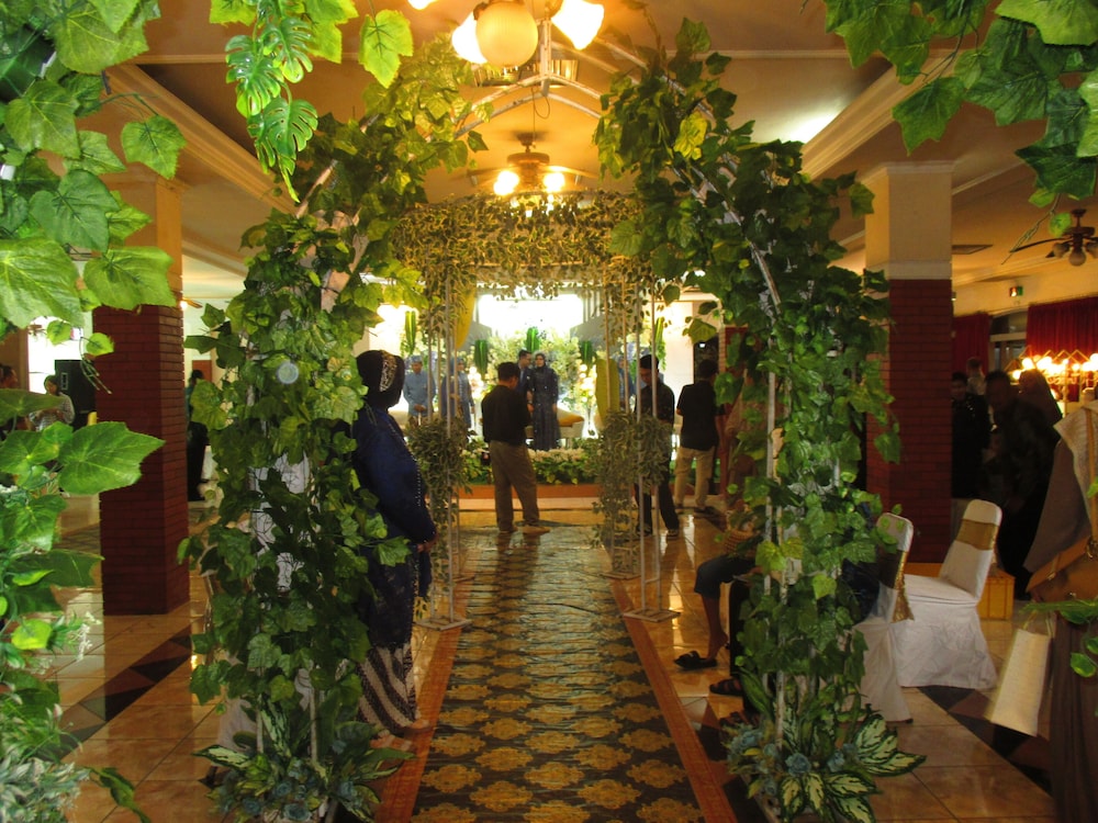 Pondok Serrata Convention, Boutique &amp; Tourist Hotel 37/44