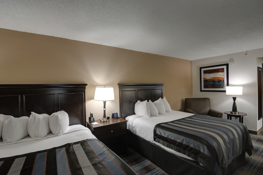 Spark by Hilton Charlotte Tyvola I-77 15/46