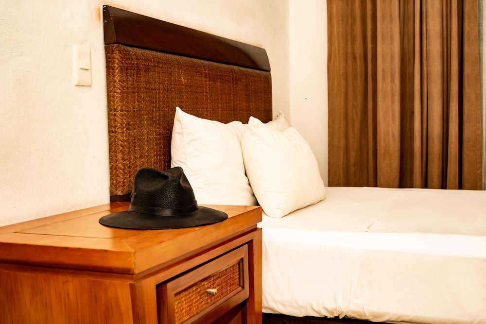Siesta Fiesta Hotel 31/51