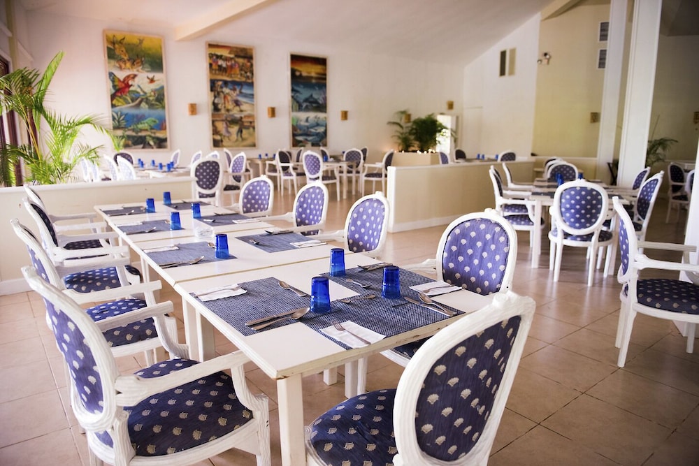 Fantasy Island Resort Beach And Marina All Inclusive 60/74