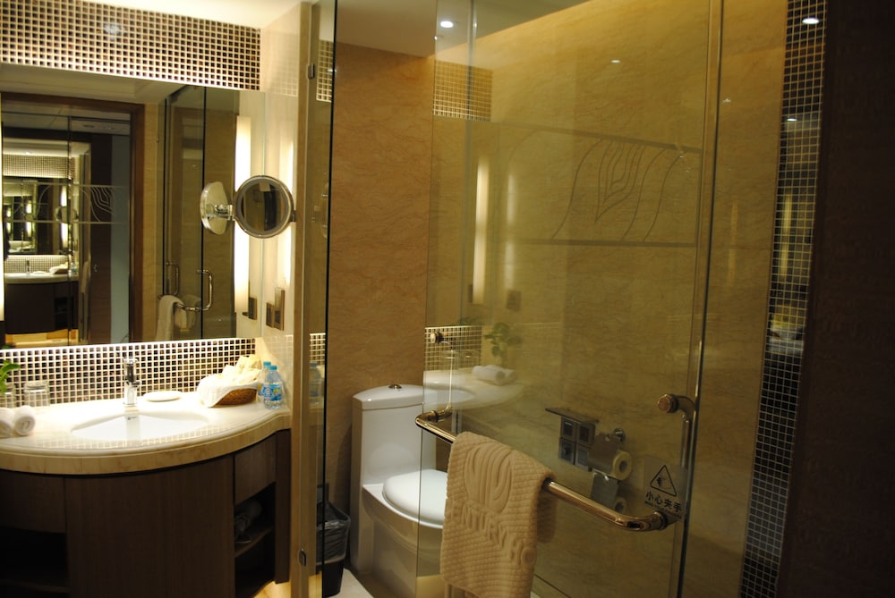 GUANGZHOU NEW CENTURY HOTEL 28/65