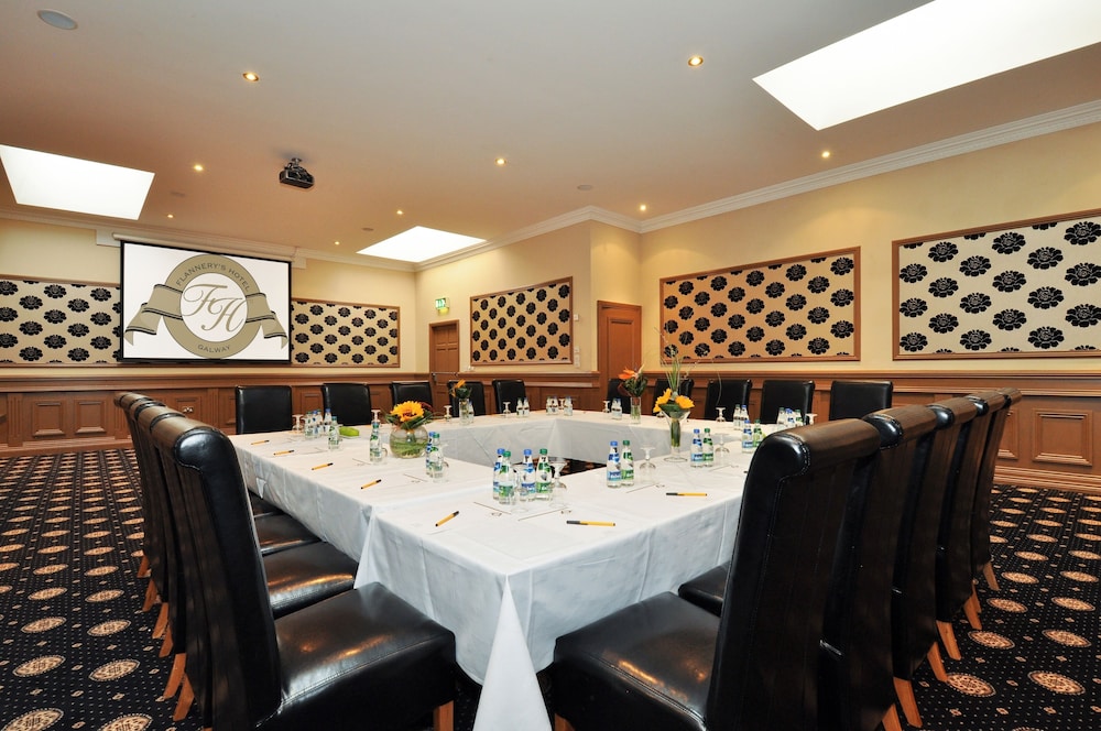 Flannerys Hotel Galway 43/60