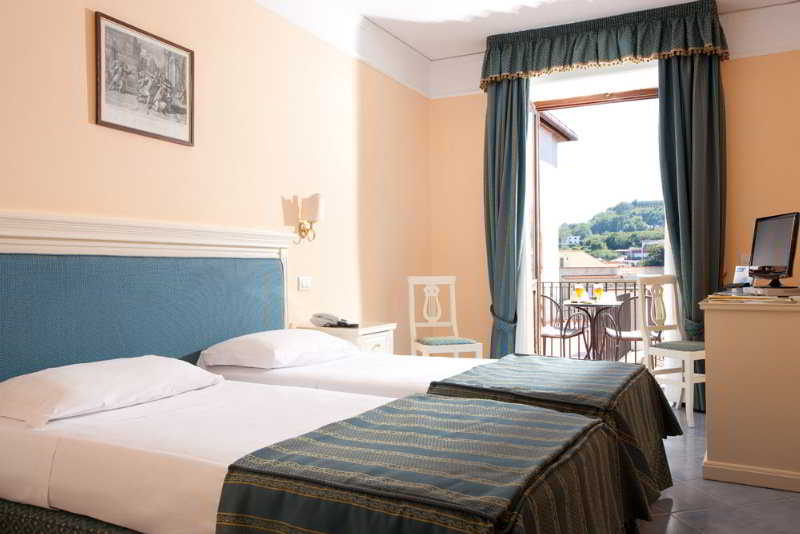 Standard, Double or Twin Bed
