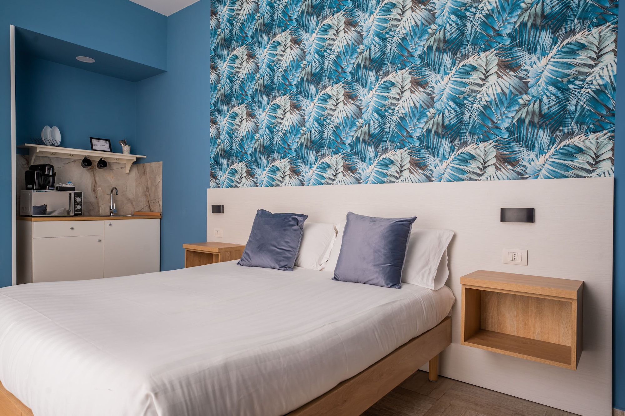 TRADITIONAL, DOUBLE BED