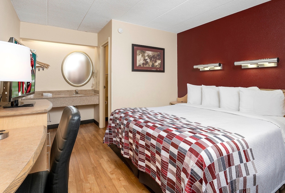 Red Roof Inn Columbus - Grove City 20/44