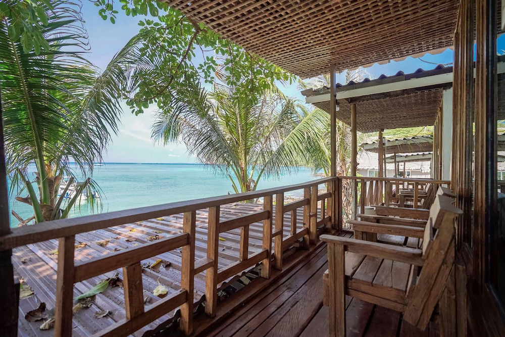Phi Phi Cozy Seafront Resort 51/67