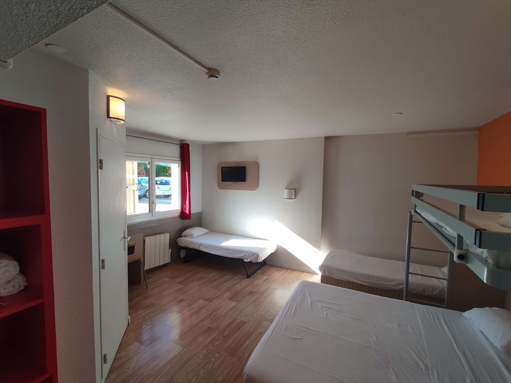 Premiere Classe Annecy Sud - Cran Gevrier 43/73