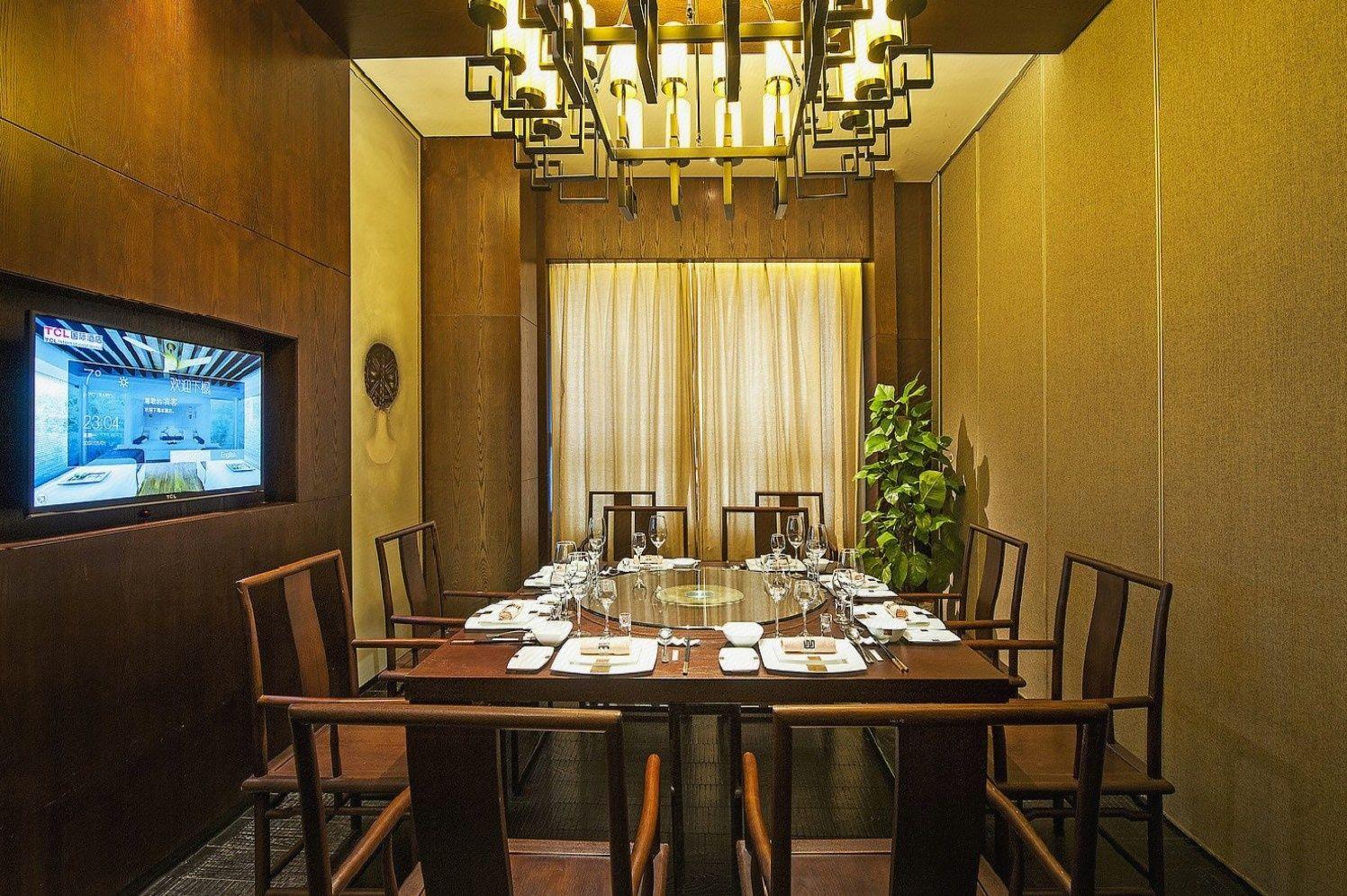 Le Noble Hotel 42/45