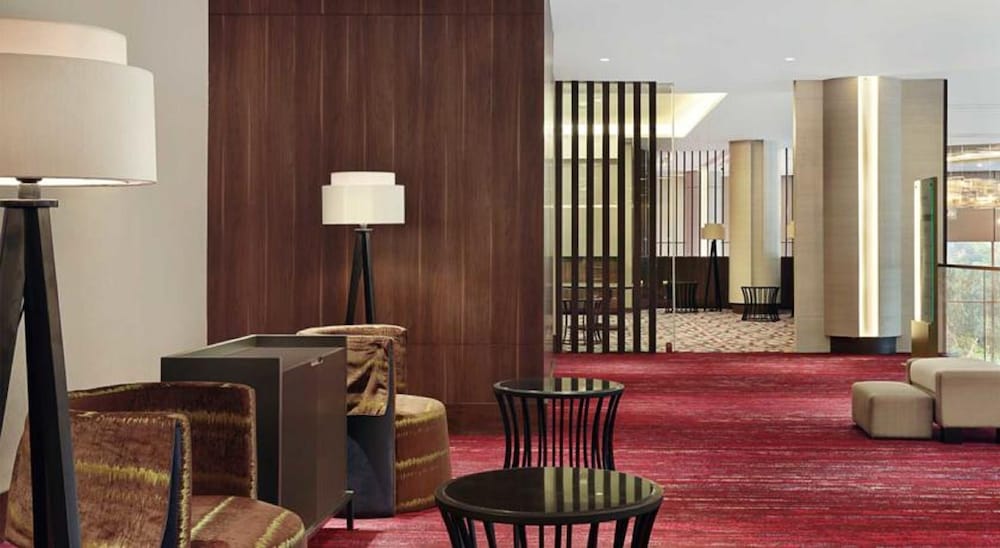 Mercure Karawang 33/66