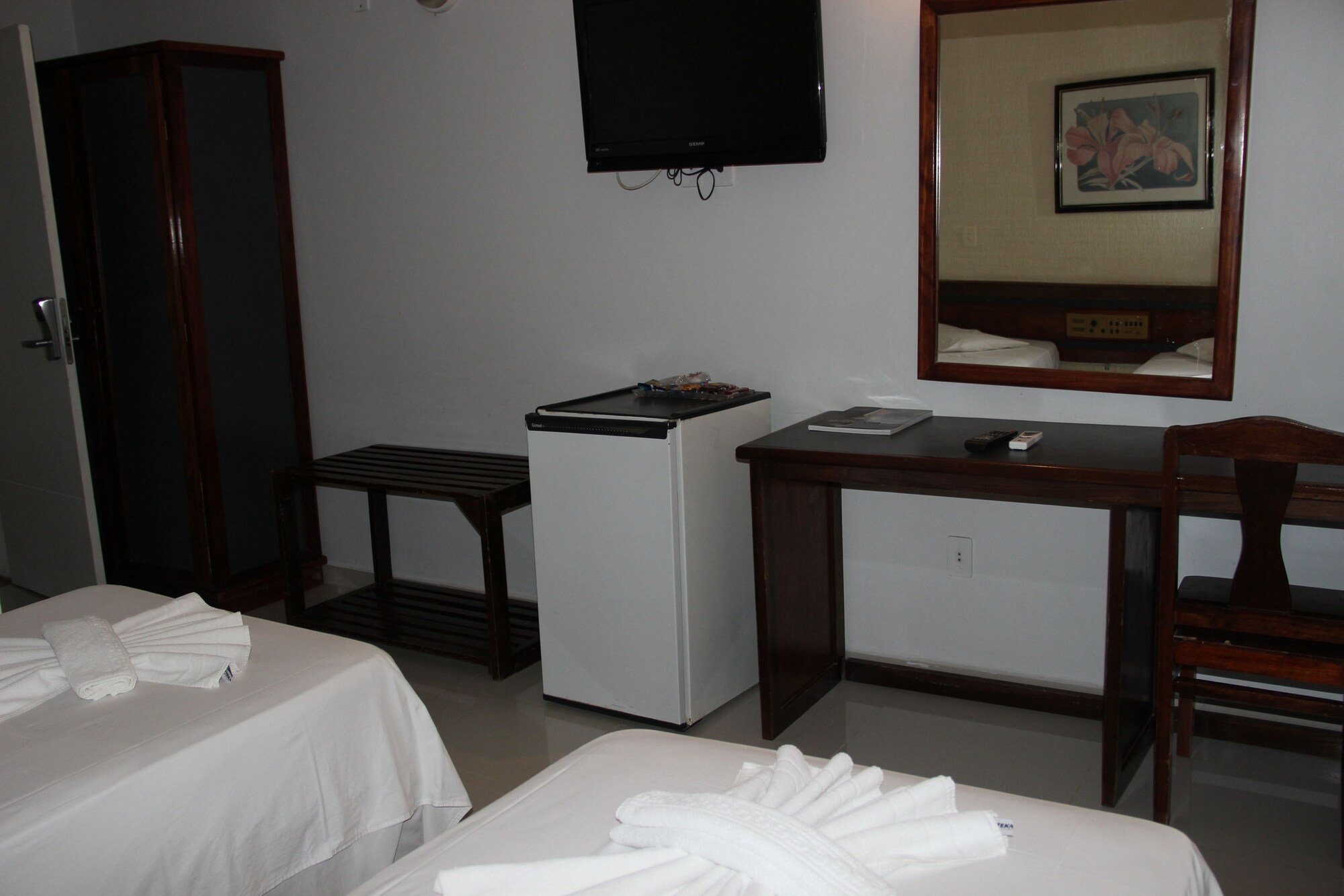 STANDARD, DOUBLE BED
