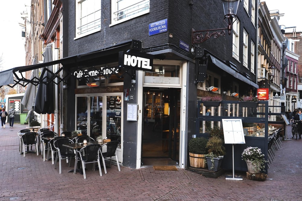 Hotel Corner House 2/55