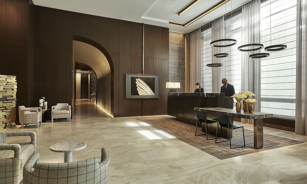 Four Seasons Hotel New York Downtown 8/80