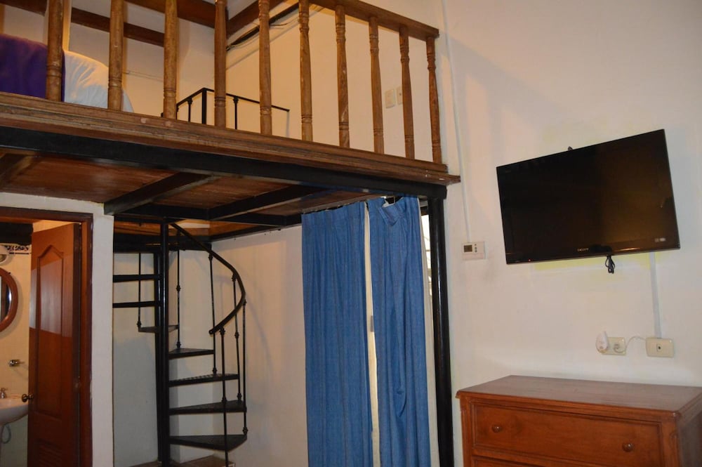 Hotel Meson del Mar 31/41
