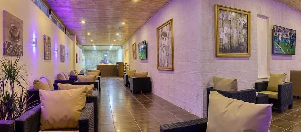 SANDY PALACE HOTEL 31/50