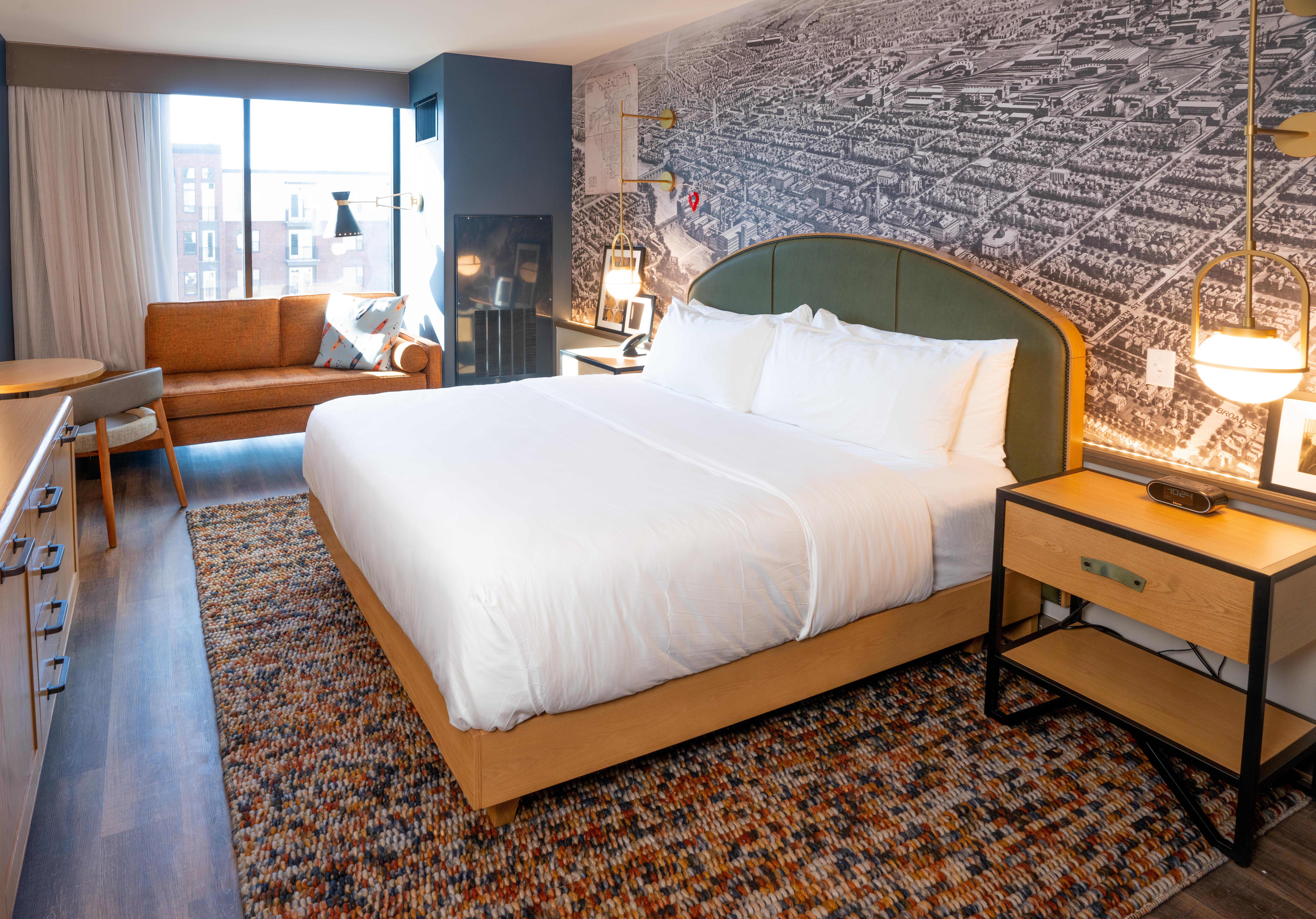 Room, King Bed, River View