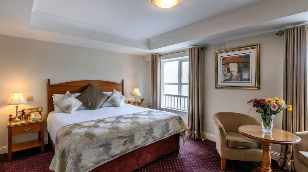 NEWGRANGE HOTEL 14/60