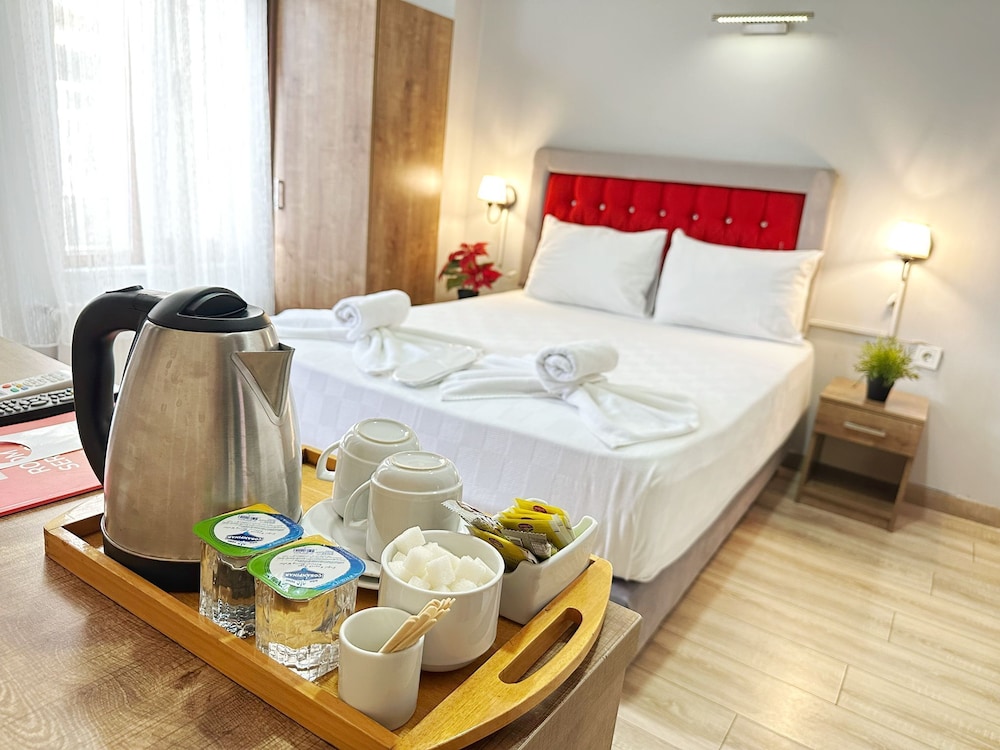 TAKSIM PARK SUITES 18/54