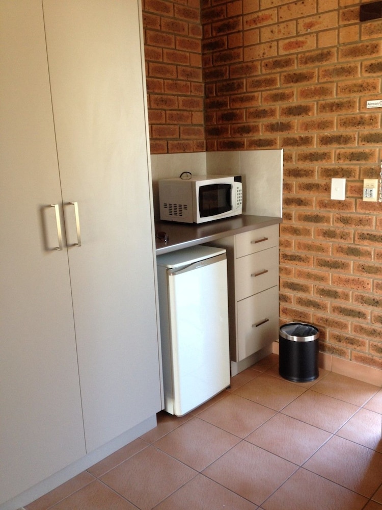 Glider City Motel Benalla 24/59